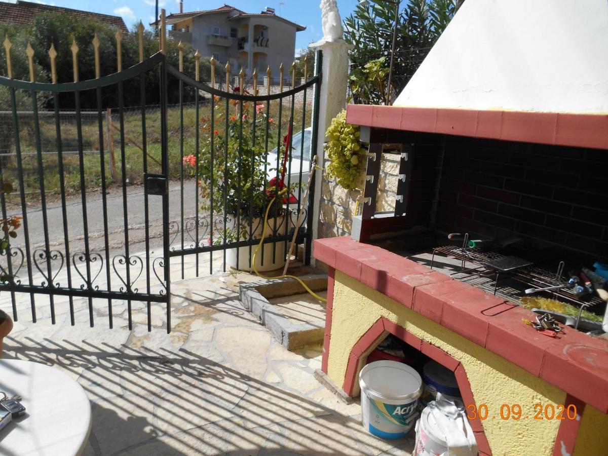 Melios Rooms Petalidi Exterior photo
