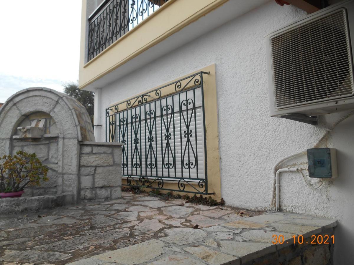 Melios Rooms Petalidi Exterior photo