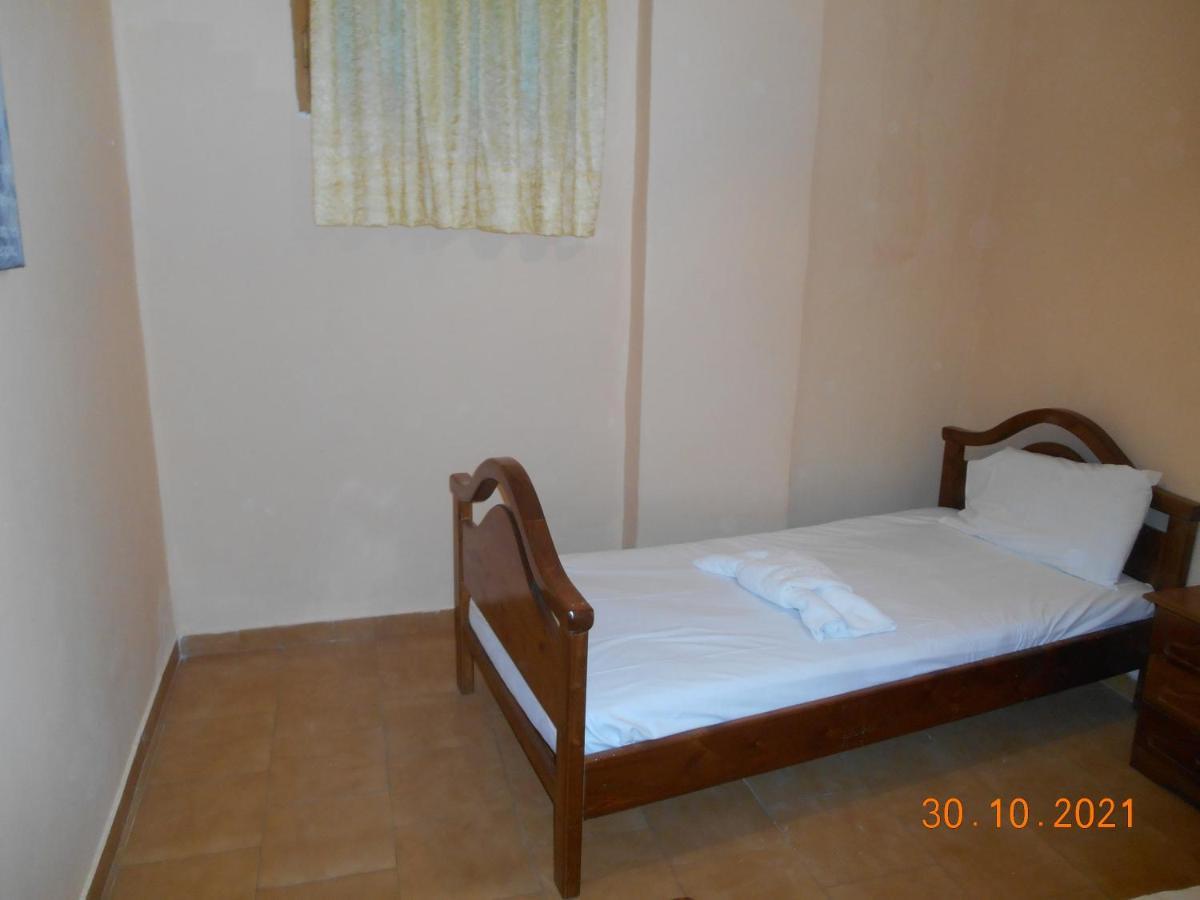 Melios Rooms Petalidi Exterior photo